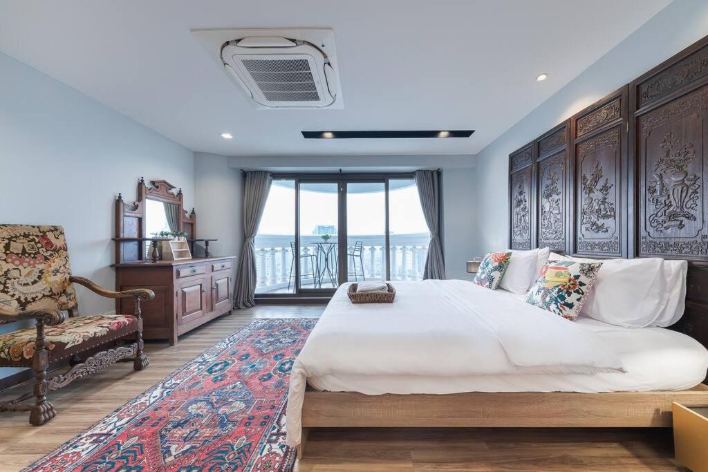 Central Bangkok, 5 Stars River View & Characteristic Decor Exterior foto