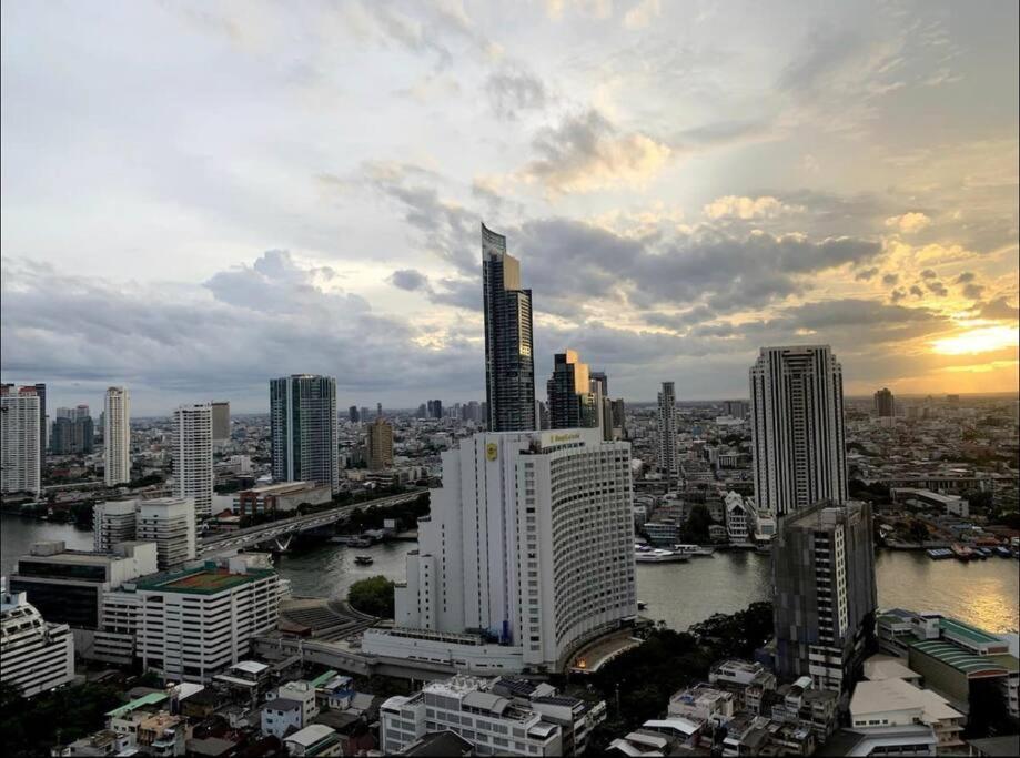 Central Bangkok, 5 Stars River View & Characteristic Decor Exterior foto